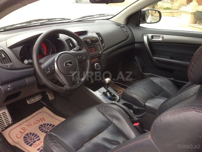 Kia Cerato Koup 2010, 135,000 km - 2.0 l - Sumqayıt