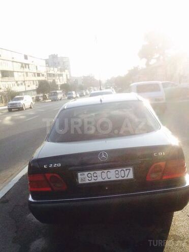 Mercedes E 220 1998, 480,000 km - 2.2 л - Bakı