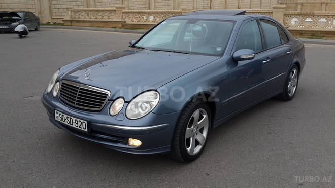Mercedes E 320 2004, 185,000 km - 3.2 l - Bakı