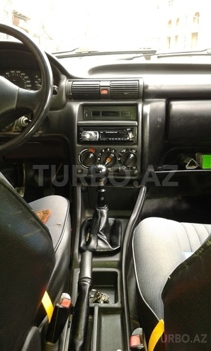 Opel Astra 1994, 424,570 km - 1.6 l - Bakı
