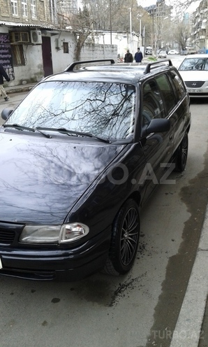 Opel Astra 1994, 424,570 km - 1.6 l - Bakı