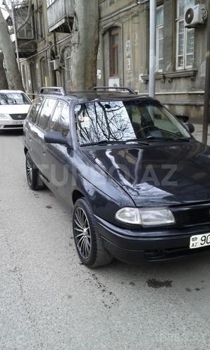 Opel Astra 1994, 424,570 km - 1.6 l - Bakı