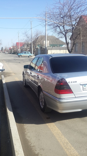Mercedes C 240 1998, 243,000 km - 2.4 l - Şəmkir