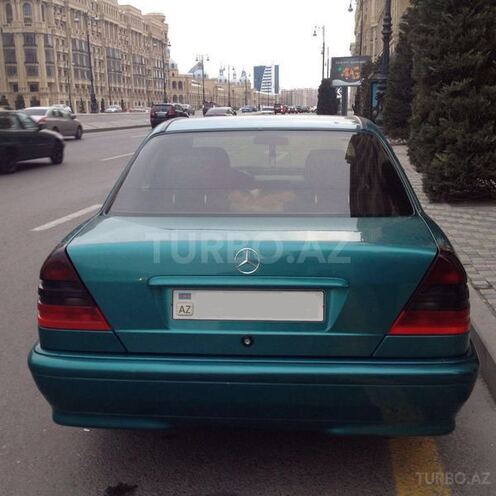 Mercedes C 180 1998, 288,000 km - 1.8 l - Bakı