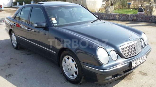 Mercedes E 240 2000, 178,000 km - 2.4 l - Sumqayıt
