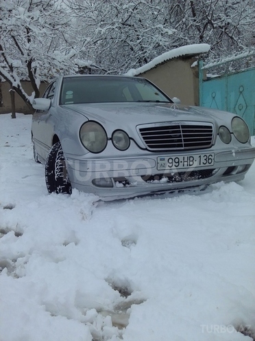 Mercedes E 320 2001, 312,500 km - 3.2 l - Xaçmaz