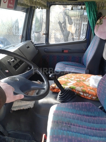 Mercedes Atego 1517 1999, 370,000 km - 6.0 l - Tovuz