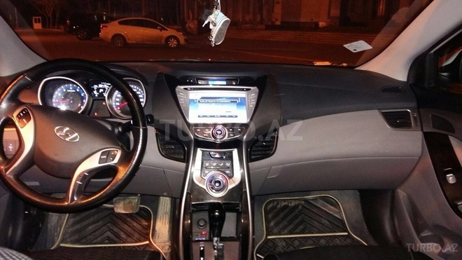 Hyundai Elantra 2013, 70,000 km - 1.6 l - Bakı