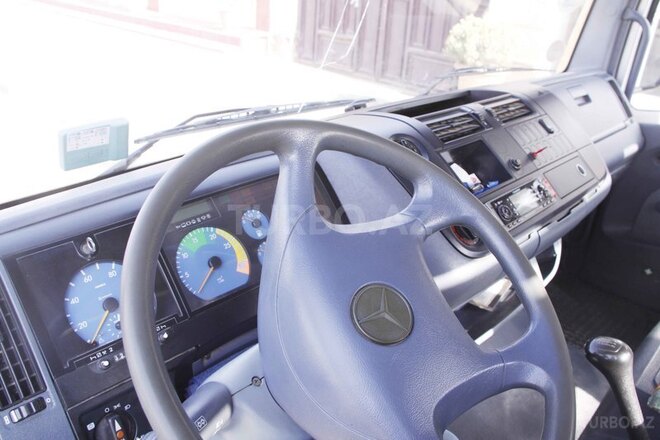 Mercedes Atego 815 1998, 200,000 km - 4.3 l - Biləsuvar