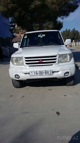 Mitsubishi Pajero io 2000, 200,000 km - 2.0 l - Sumqayıt