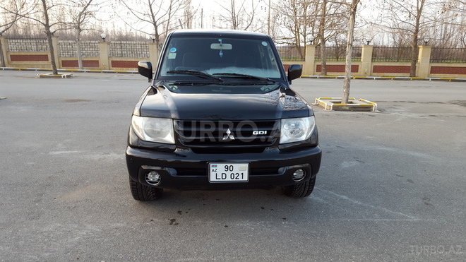 Mitsubishi Pajero io 2000, 150,000 km - 2.0 л - Bakı