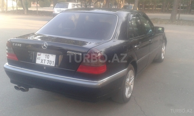 Mercedes C 230 1997, 215,000 km - 2.3 l - Sumqayıt