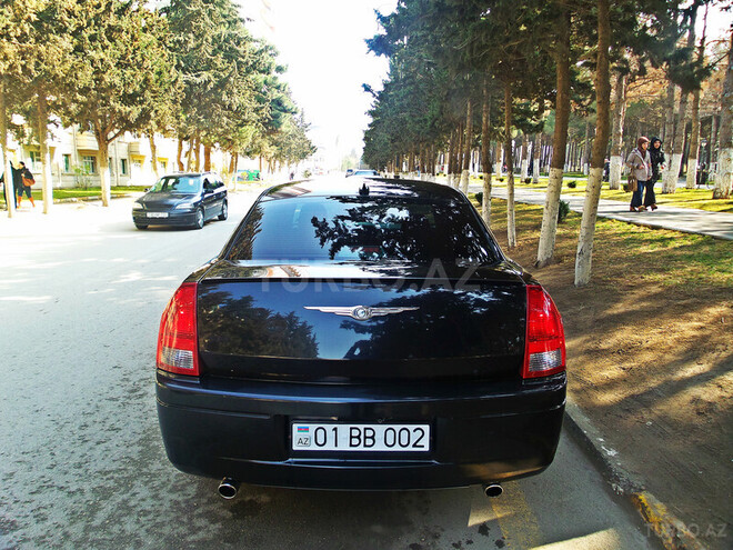 Chrysler 300C 2005, 97,000 km - 2.7 l - Bakı