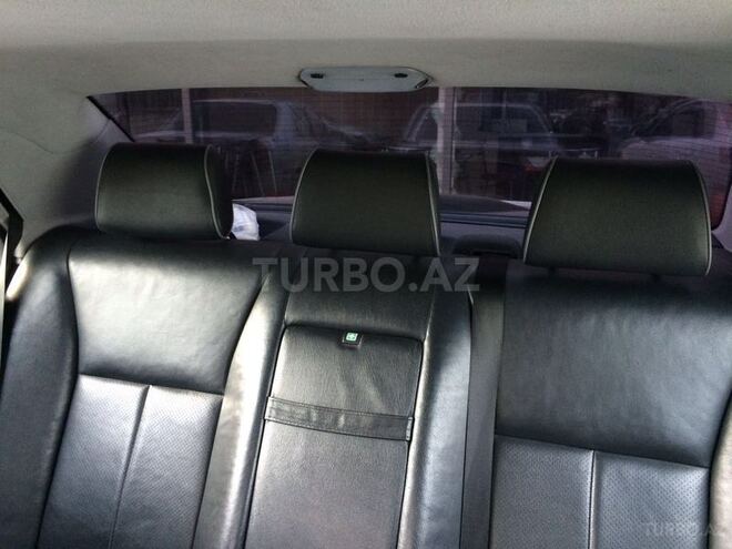 Mercedes E 220 1999, 22,000 km - 0.4 l - Bakı