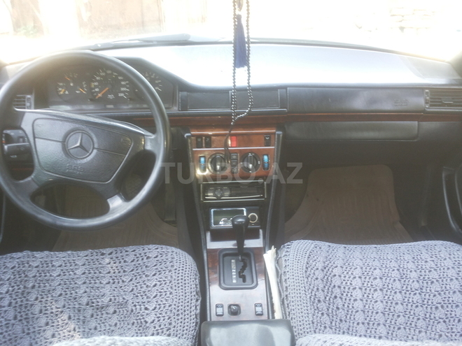 Mercedes E 300 1994, 555,555 km - 3.0 l - Bakı