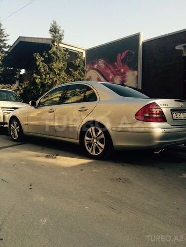 Mercedes E 220 2002, 270,000 km - 2.2 l - Bakı