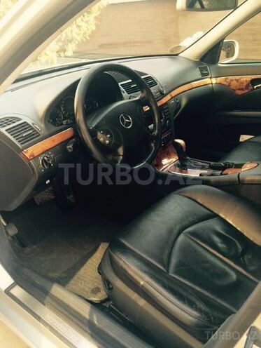 Mercedes E 220 2002, 270,000 km - 2.2 l - Bakı