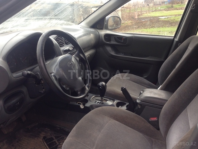 Hyundai Santa Fe 2001, 222,222 km - 2.7 l - Saatlı