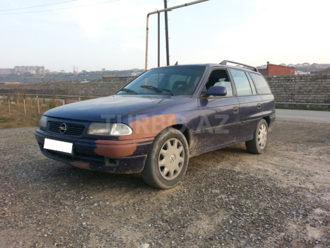 Opel Astra 1997, 250,000 km - 1.6 l - Bakı