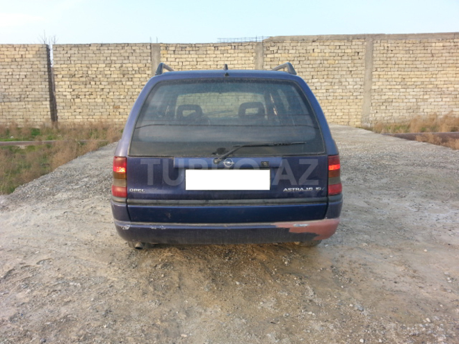 Opel Astra 1997, 250,000 km - 1.6 l - Bakı