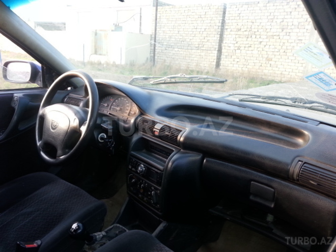 Opel Astra 1997, 250,000 km - 1.6 l - Bakı