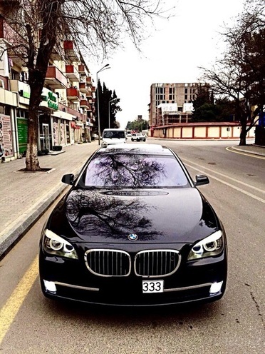 BMW 750 2009, 56,400 km - 4.4 l - Bakı