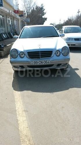 Mercedes E 220 2001, 27,500 km - 0.2 l - Bakı