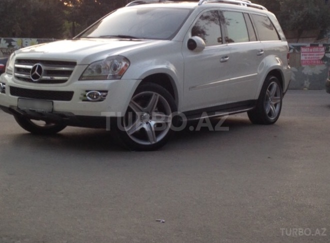 Mercedes GL 450 2007, 135,000 km - 4.7 l - Bakı