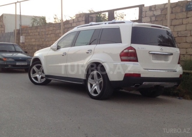 Mercedes GL 450 2007, 135,000 km - 4.7 l - Bakı