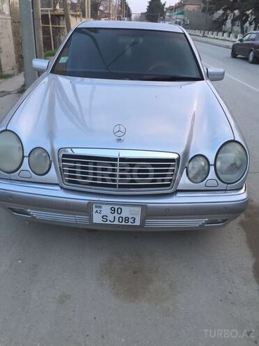Mercedes E 240 1998, 227,709 km - 2.4 l - Bakı