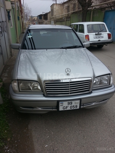 Mercedes C 220 1998, 213,000 km - 2.2 л - Bakı