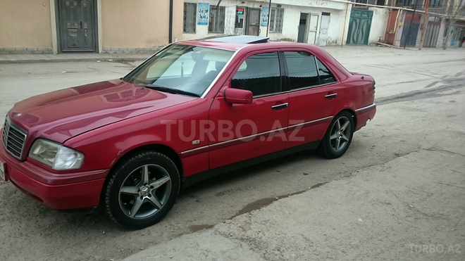 Mercedes C 220 1994, 323,000 km - 2.2 l - Bakı