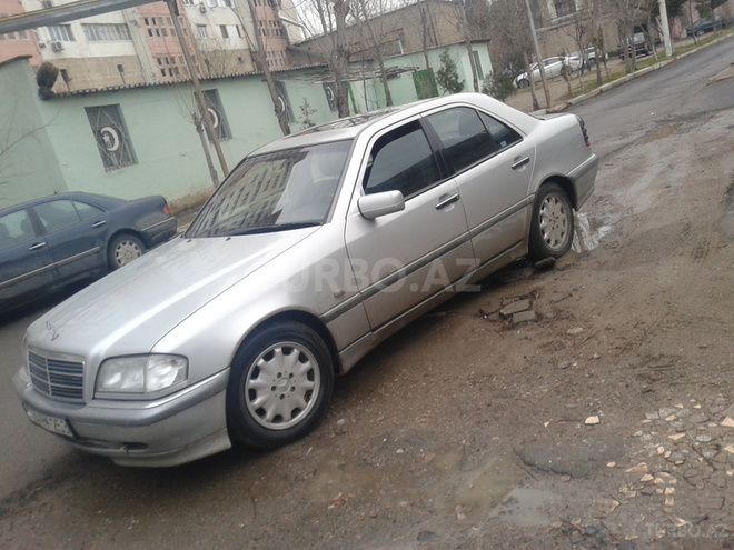 Mercedes C 180 1997, 301,195 km - 1.8 л - Sumqayıt