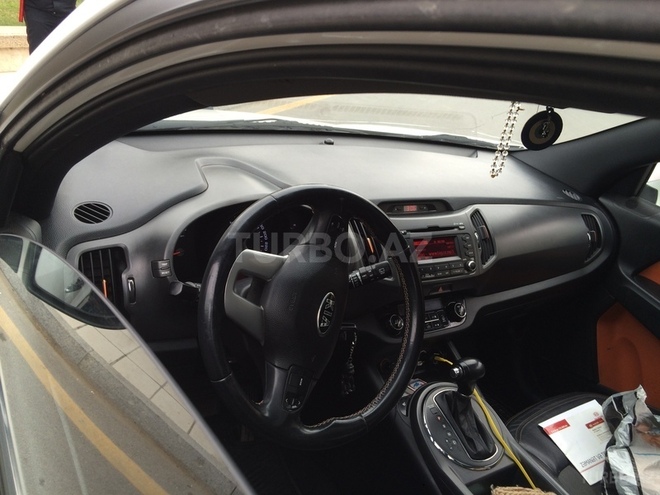 Kia Sportage 2012, 83,000 km - 2.0 l - Bakı