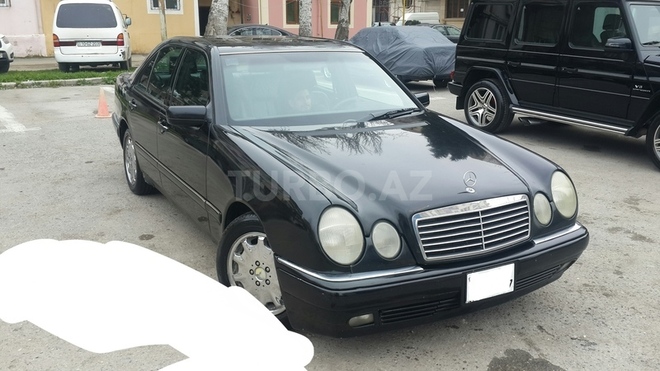 Mercedes E 320 1997, 168,000 km - 3.2 l - Bakı