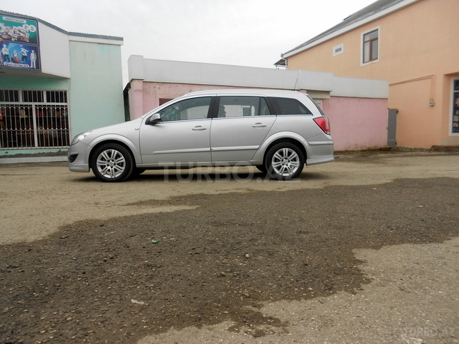 Opel Astra 2007, 159,000 km - 1.8 л - Qusar