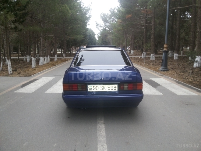 Mercedes 190 1992, 250,000 km - 2.0 л - Sumqayıt