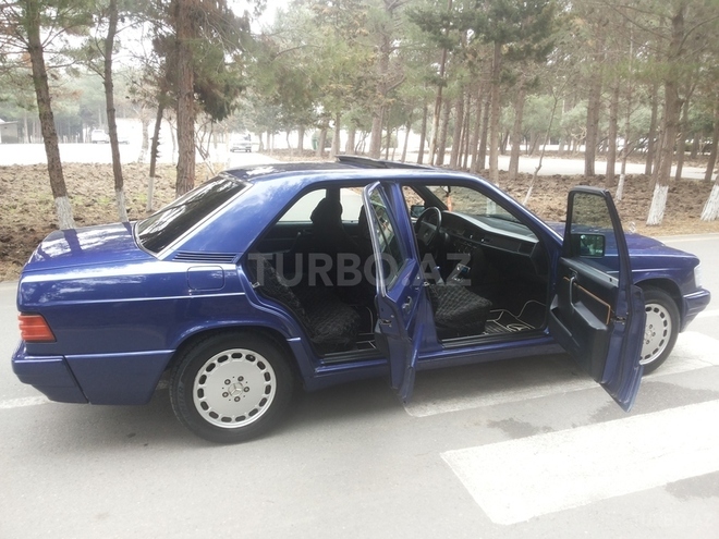 Mercedes 190 1992, 250,000 km - 2.0 л - Sumqayıt