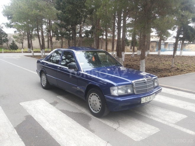 Mercedes 190 1992, 250,000 km - 2.0 л - Sumqayıt