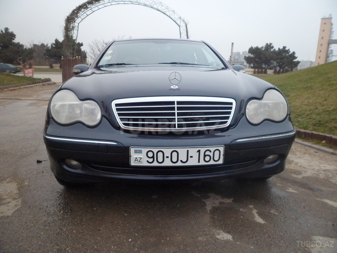 Mercedes C 240 2000, 249,000 km - 2.6 l - Bakı