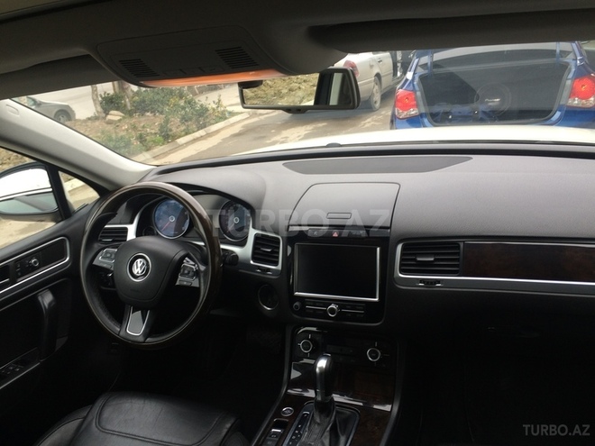 Volkswagen Touareg 2010, 112,452 km - 3.6 l - Bakı