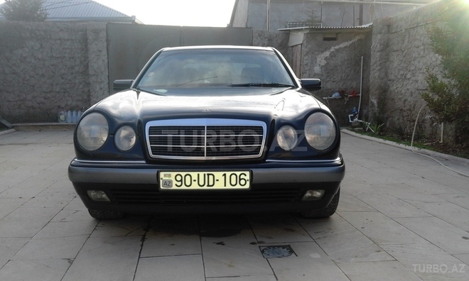 Mercedes E 240 1998, 198,000 km - 2.4 l - Bakı
