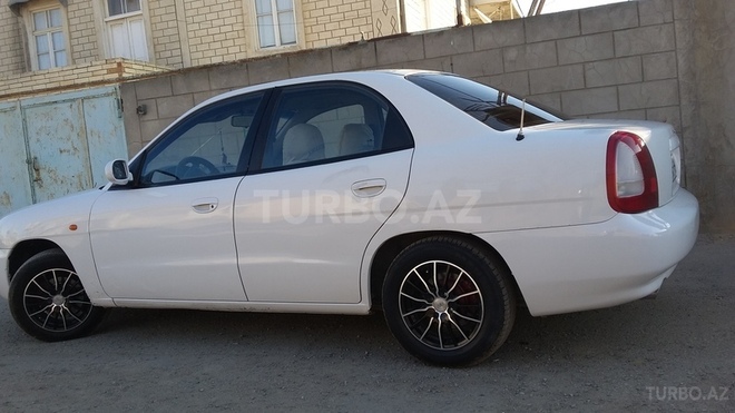 Daewoo Nubira 1998, 233,539 km - 2.0 л - Bakı