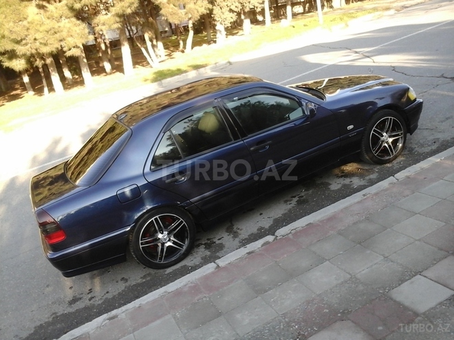Mercedes C 200 1997, 198,000 km - 2.0 l - Bakı