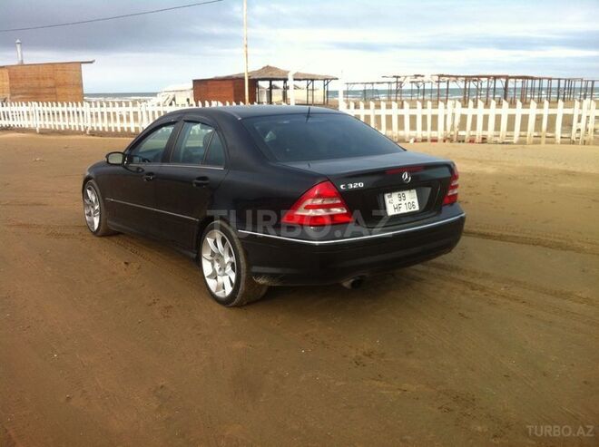 Mercedes C 230 2005, 220,000 km - 2.5 l - Bakı