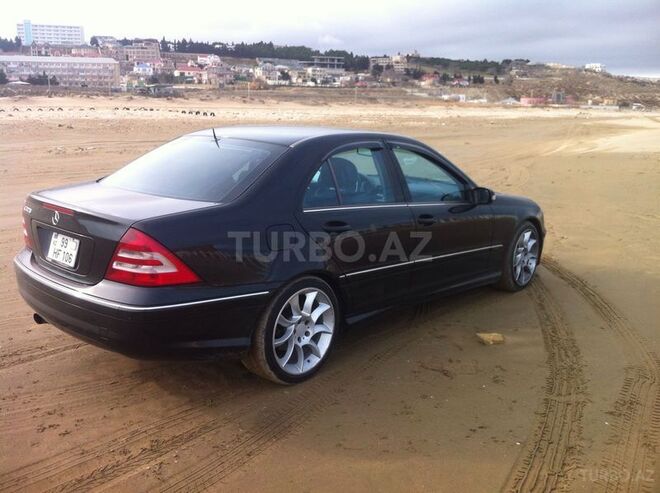 Mercedes C 230 2005, 220,000 km - 2.5 l - Bakı