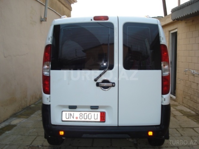 Fiat Doblo 2009, 146,555 km - 1.4 l - Bakı