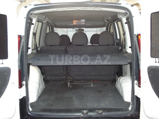 Fiat Doblo 2009, 146,555 km - 1.4 l - Bakı
