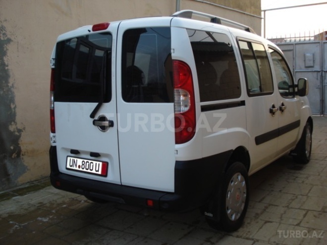 Fiat Doblo 2009, 146,555 km - 1.4 l - Bakı