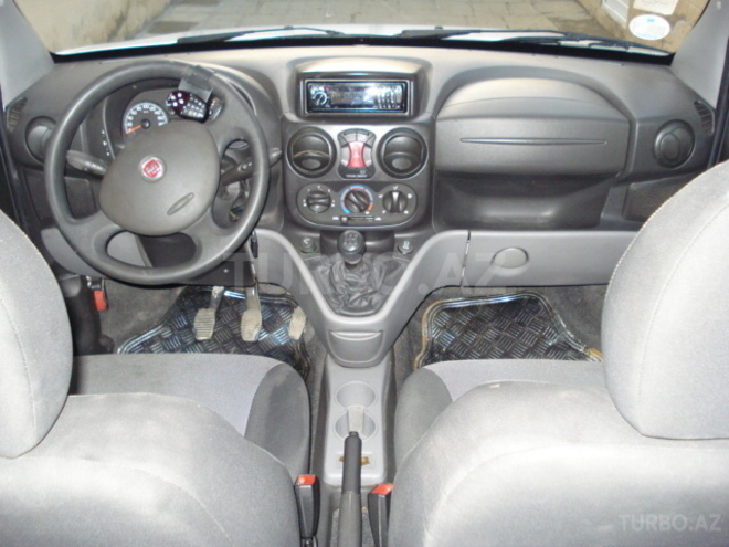 Fiat Doblo 2009, 146,555 km - 1.4 l - Bakı